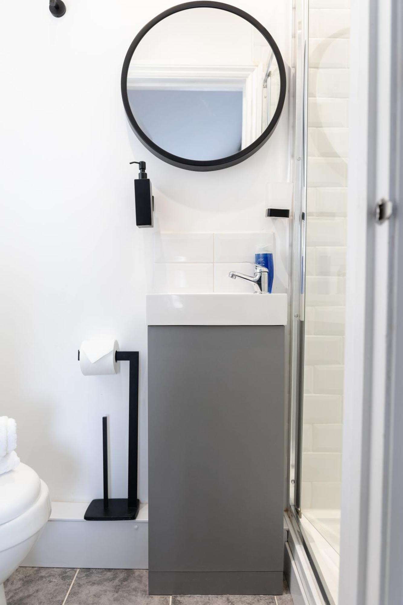 Bay City Studio Apartments Cardiff Luaran gambar