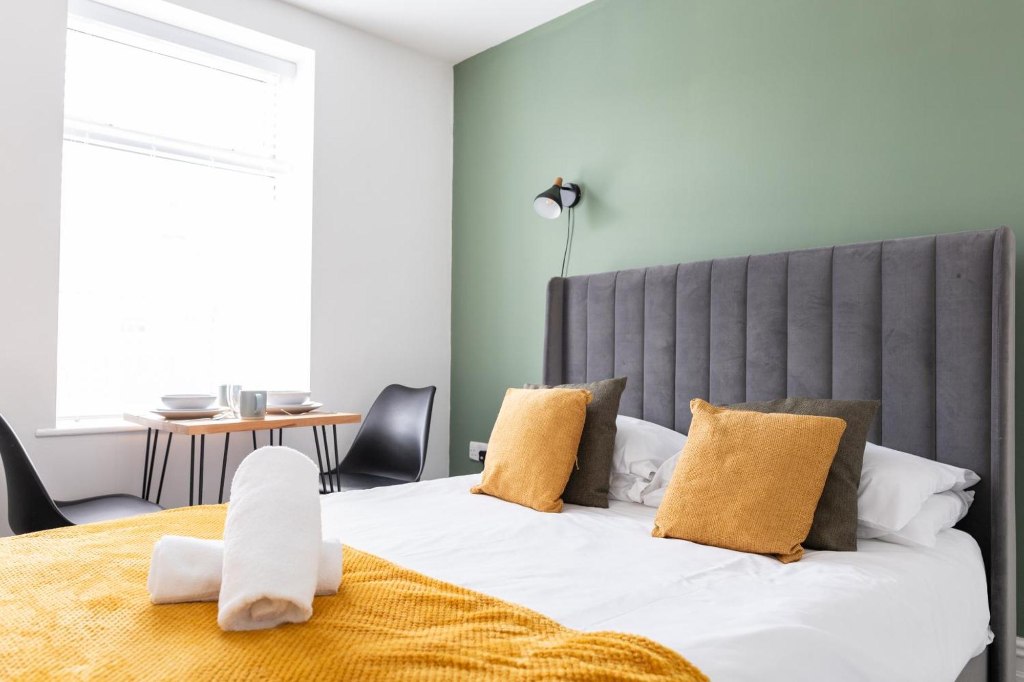 Bay City Studio Apartments Cardiff Luaran gambar