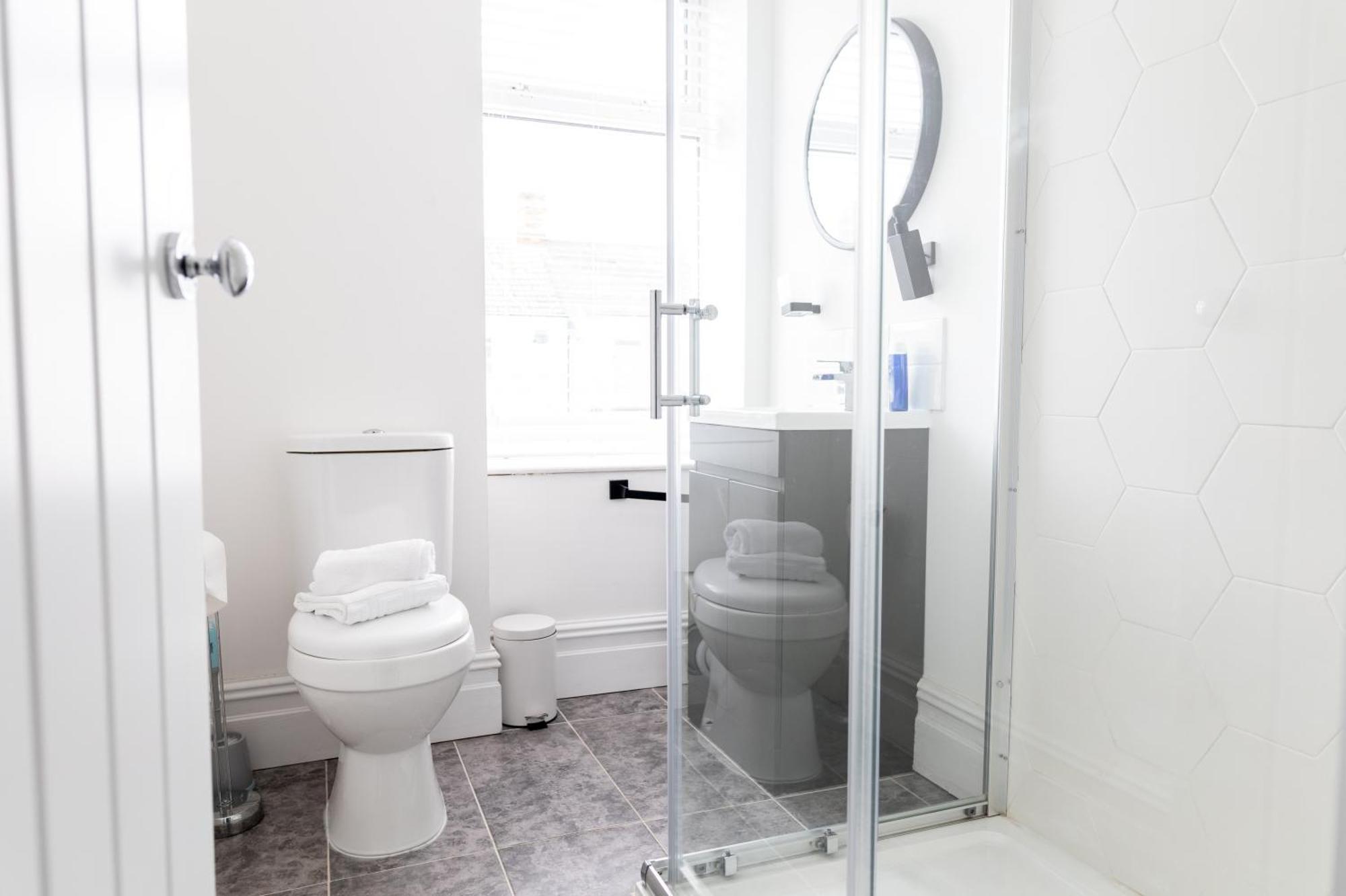 Bay City Studio Apartments Cardiff Luaran gambar