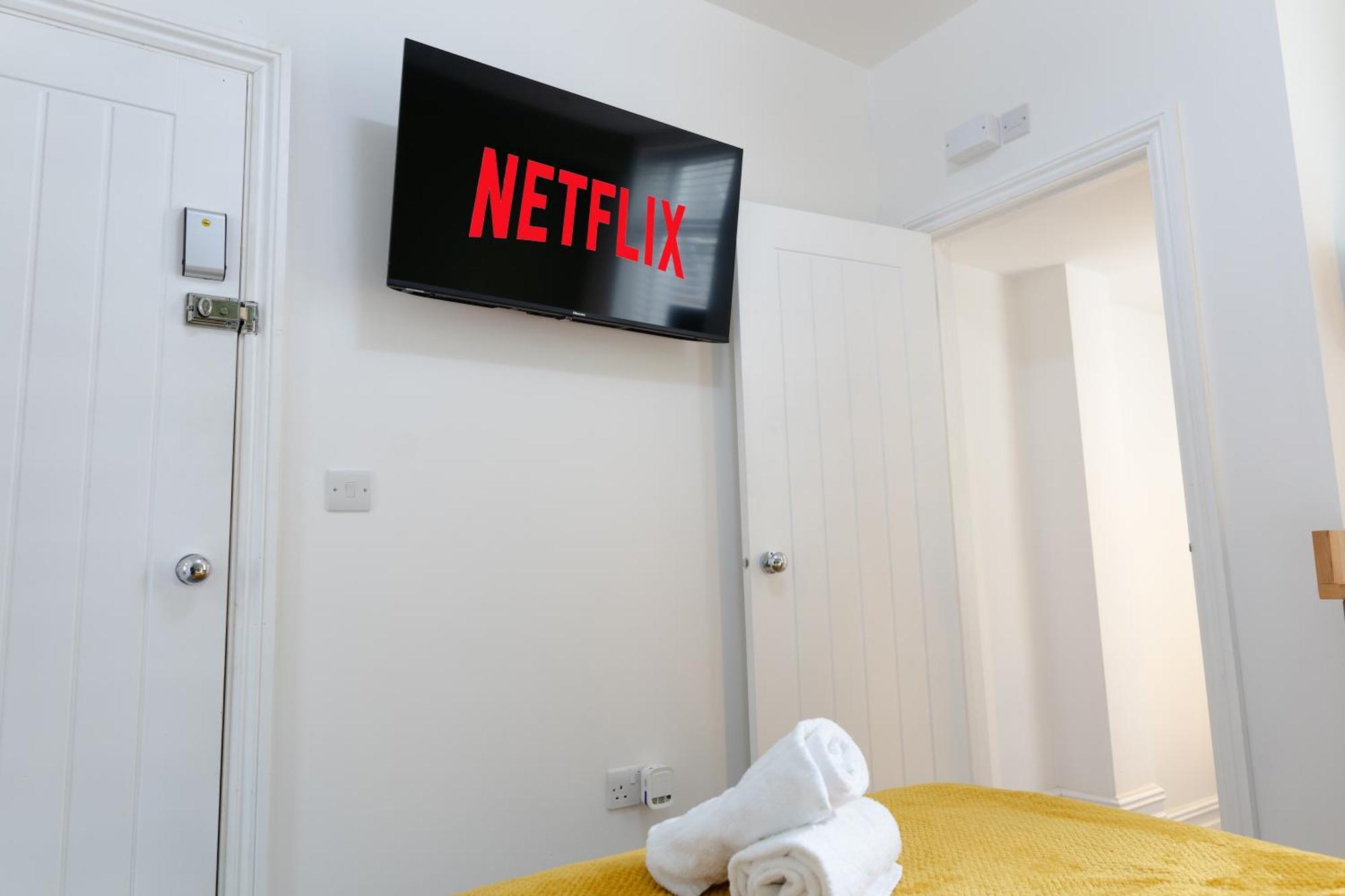 Bay City Studio Apartments Cardiff Luaran gambar