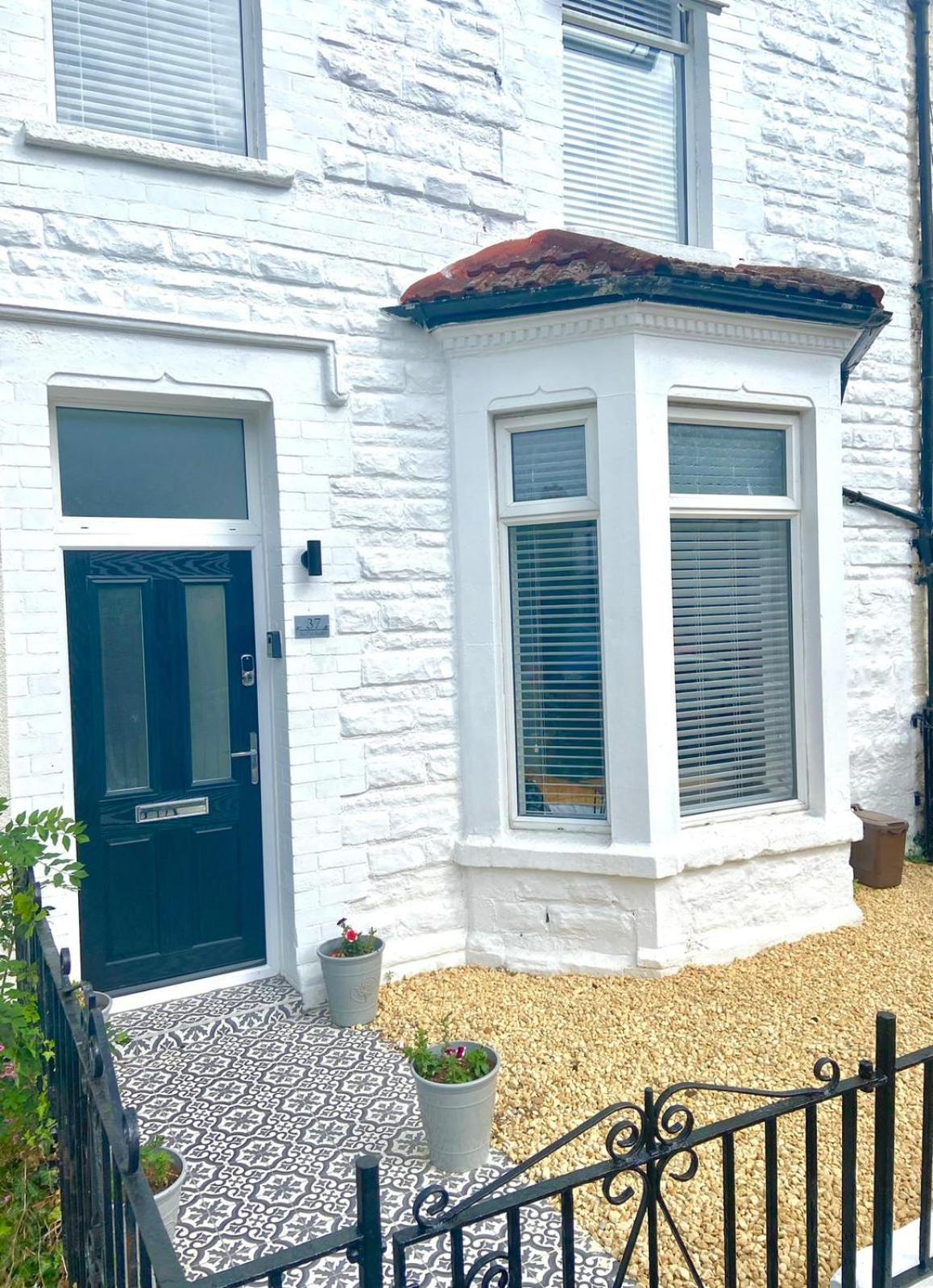Bay City Studio Apartments Cardiff Luaran gambar